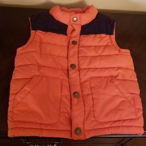 Gift! For any buy bundle shirts, a vest like gift.